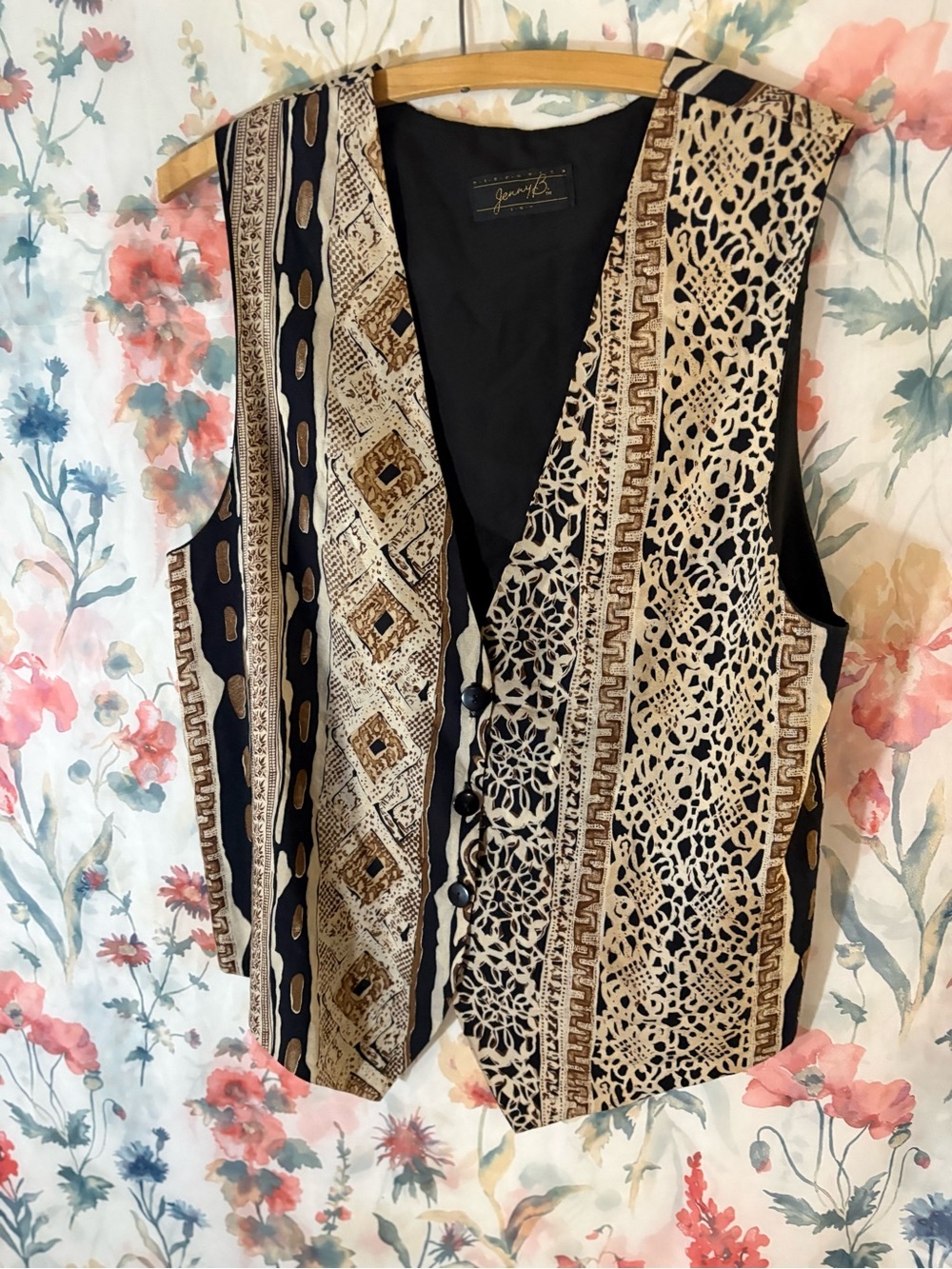 Vintage Black & Beige Patterned Vest - Picture 2 of 7